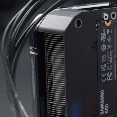 Koncept RTX 4060 Ti grafičke kartice sa dodatnim slotom za M.2 SSD!