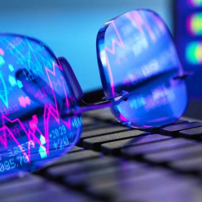 Digitalni umor očiju - Kako ti mogu pomoći naočare sa plavim filterom?